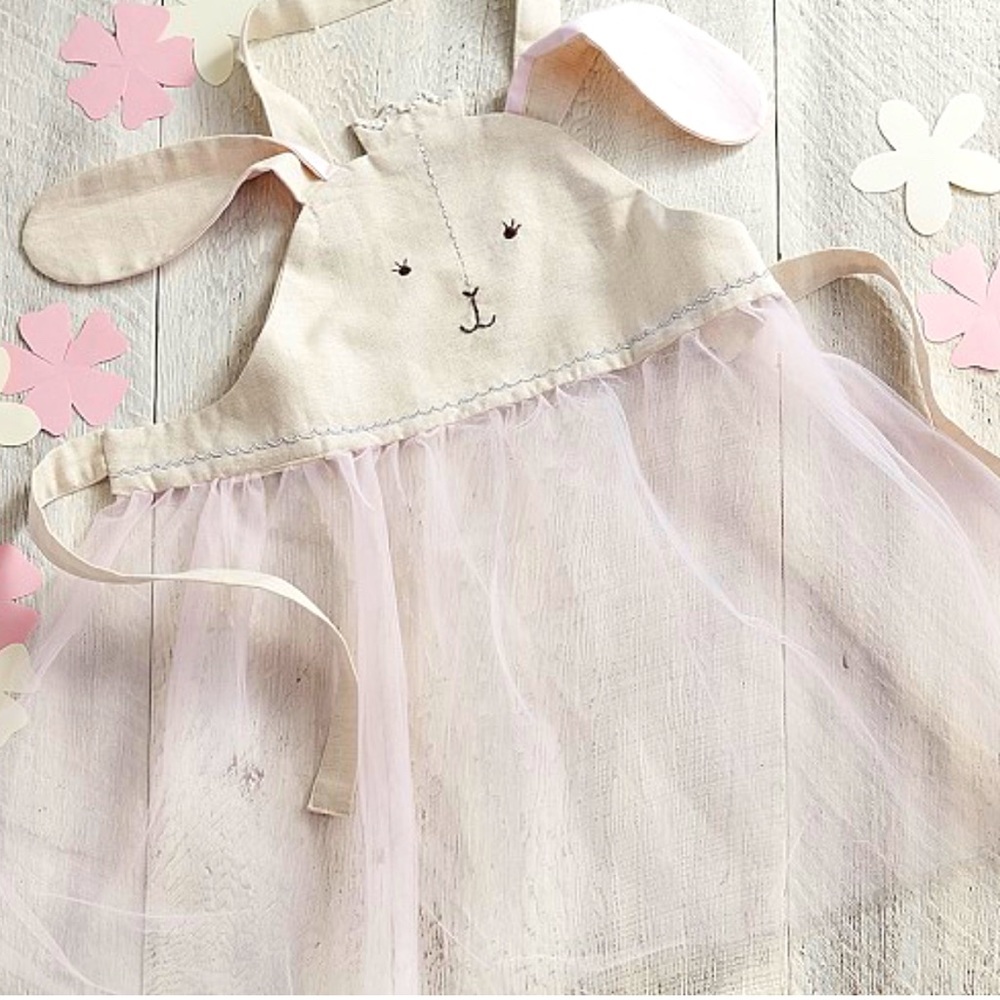 MNWT Pottery Barn Kids Linen Bunny Apron